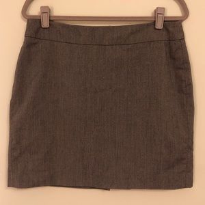 *FLASH SALE* Banana Republic grey mini pencil skirt PETITE